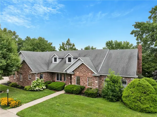 11284 E Lincolnshire Lane, Effingham, IL 62401