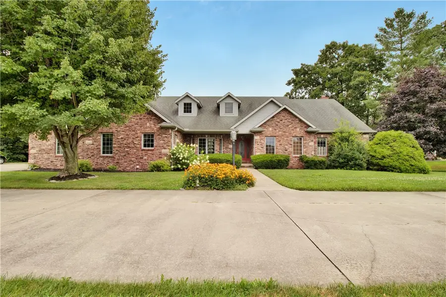 11284 E Lincolnshire Lane, Effingham, IL 62401 - Image #2