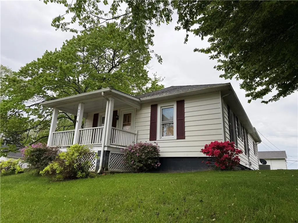 1402 Randolph Street, Vandalia, IL 62471 - Image #1