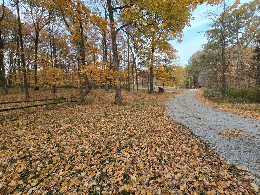 20746 E 400 N, Charleston, IL 61920 - #3