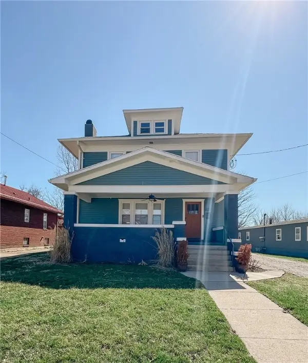 411 E Walnut Street, Robinson, IL 62454