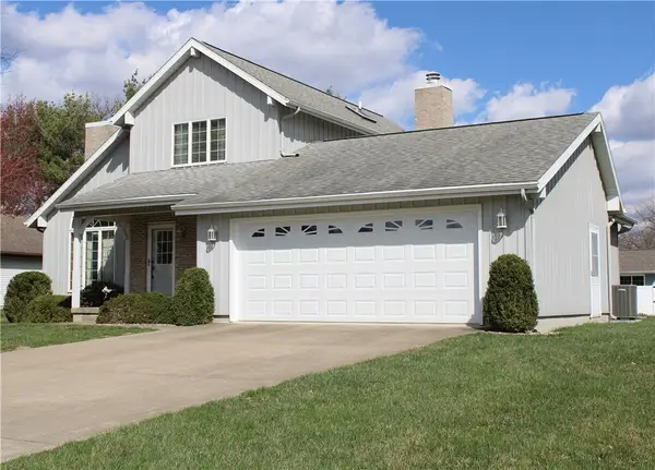 1503 N Cedar Place, Shelbyville, IL 62565