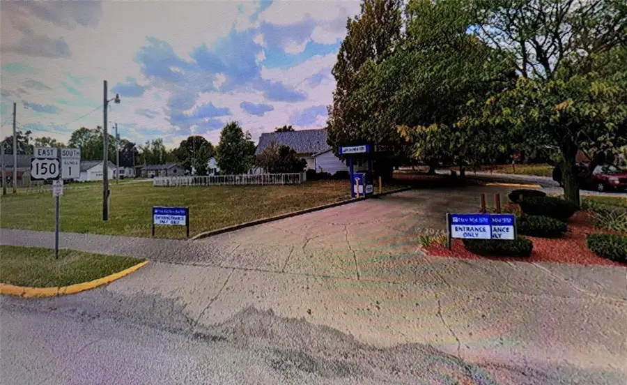 118 N Pennsylvania Street, Chrisman, IL 61924 - Image #2