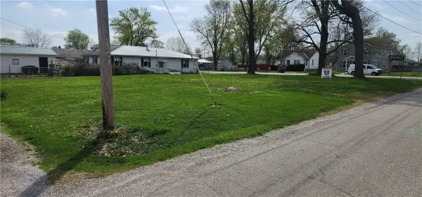 710 Richland Avenue, Effingham, IL 62401