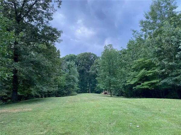 N 1020th Street, Marshall, IL 62441