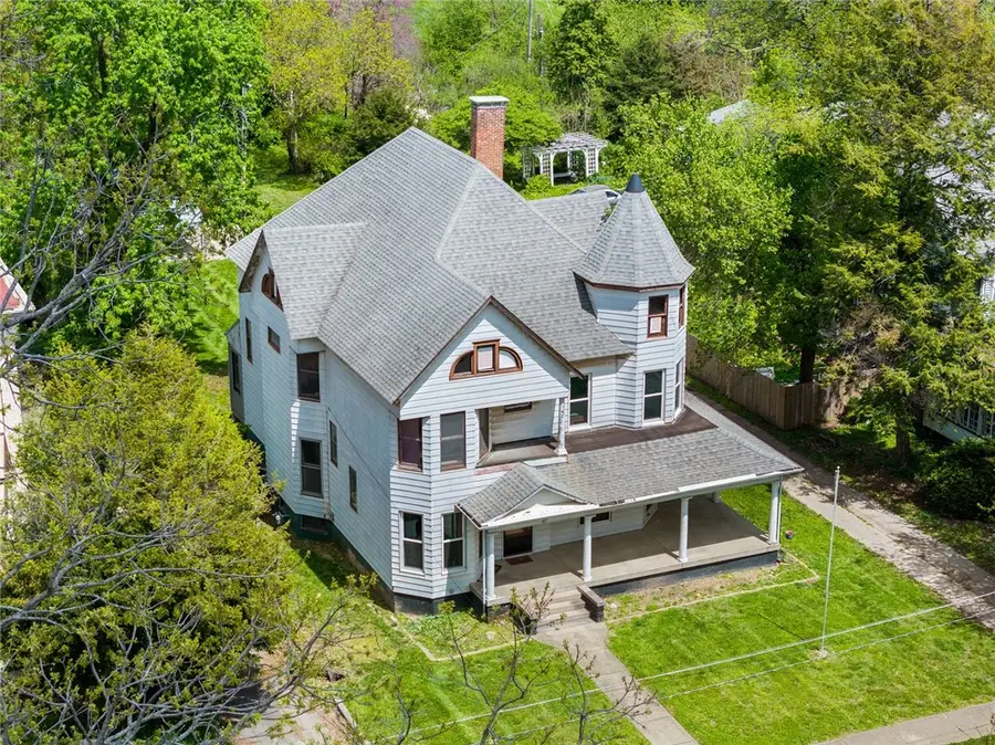 417 W Court Street, Paris, IL 61944 - Image #2