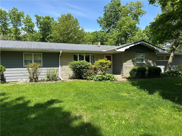 2638 E 1050th Avenue, Oblong, IL 62449