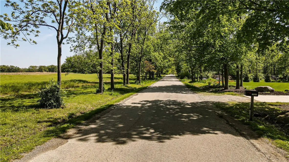 11850 N 1500 Th Street, Paris, IL 61944 - Image #1