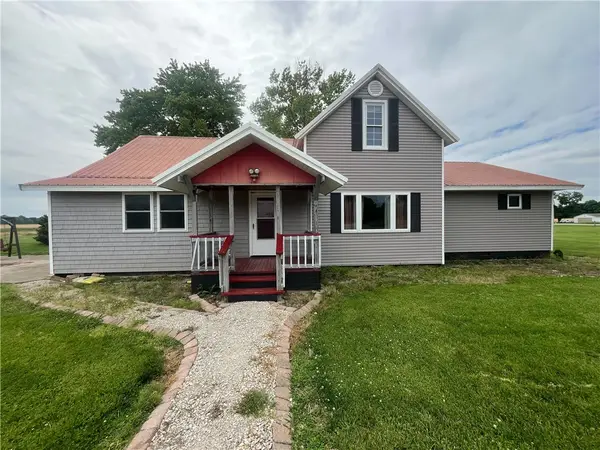 20301 E Darwin Ferry Road, West Union, IL 62477