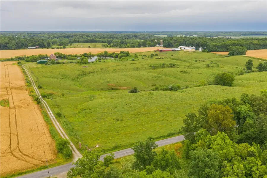 8505 E 1300th Avenue, Newton, IL 62448 - Image #3