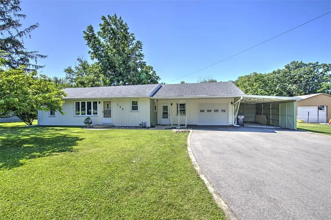 125 W Walnut Street, Mount Zion, IL 62549 - Image #1