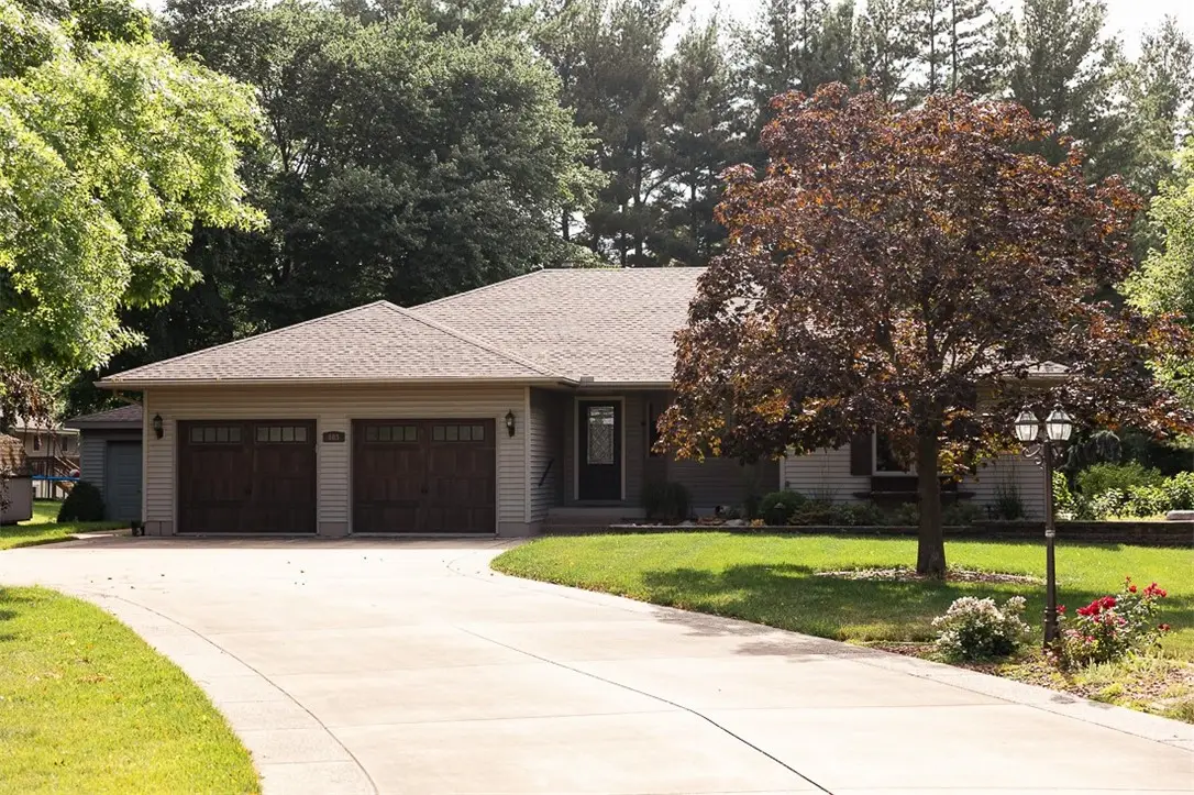 803 Putnam Road, Moweaqua, IL 62550 - Image #1