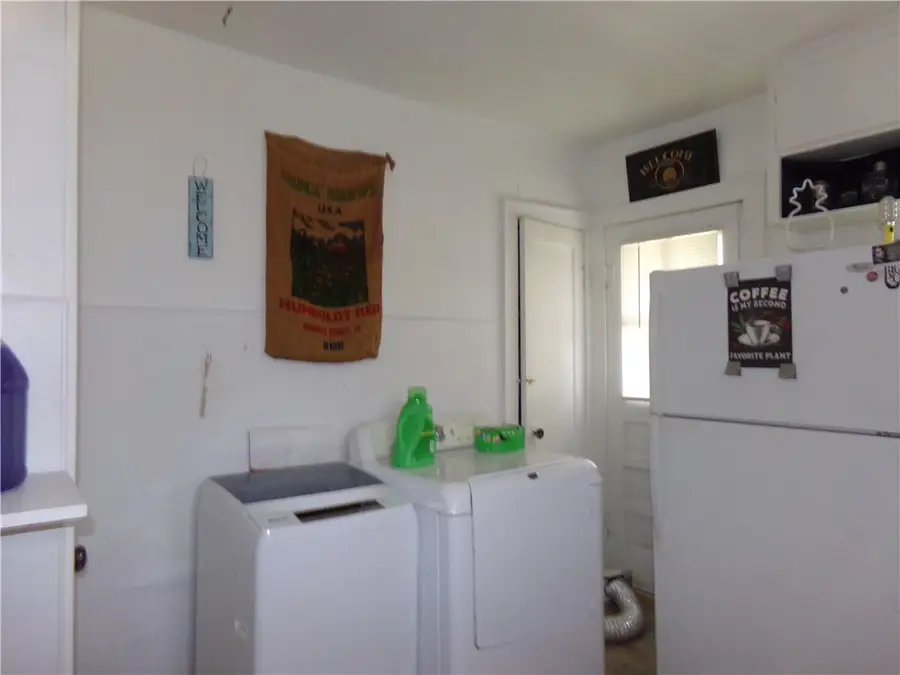 613 W South 10th Street, Shelbyville, IL 62565 - Image #3