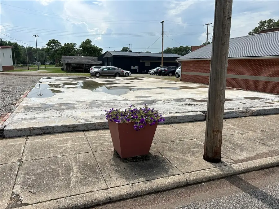107 S Main, Hutsonville, IL 62433 - Image #3