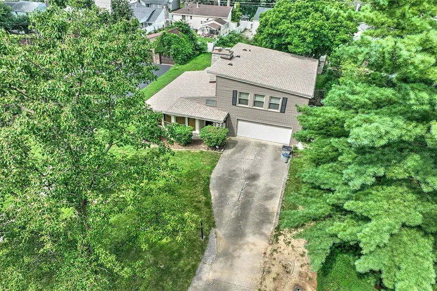 285 Glencoe Avenue, Decatur, IL 62522 - Image #2