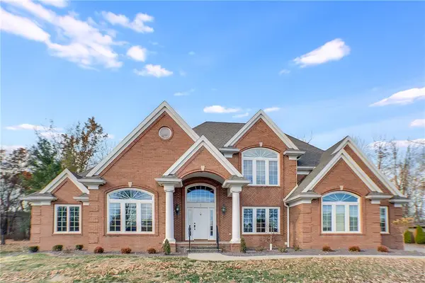 5 Tealwood Cove, Charleston, IL 61920