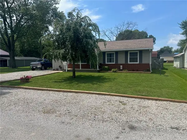 509 S 2nd Street, Casey, IL 62420