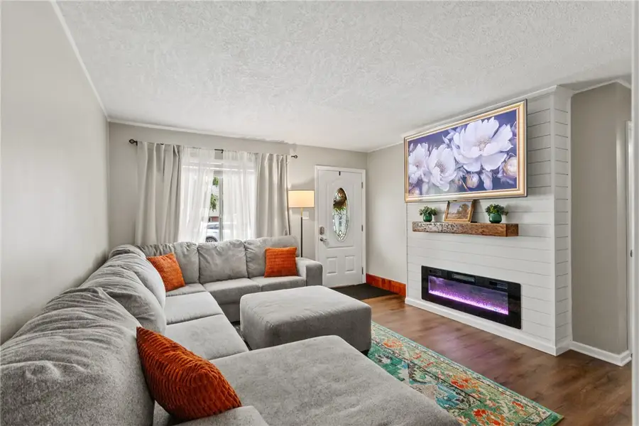 309 Essex Avenue, Mattoon, IL 61938 - Image #3