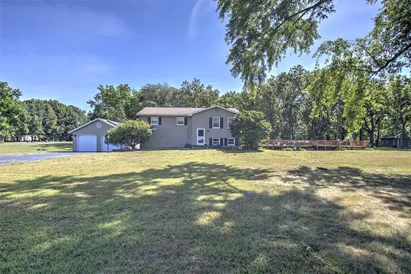 2 Sunnyside Estate, Moweaqua, IL 62550