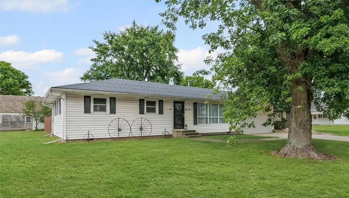 100 N Reel Street, Oakland, IL 61943 - Image #1