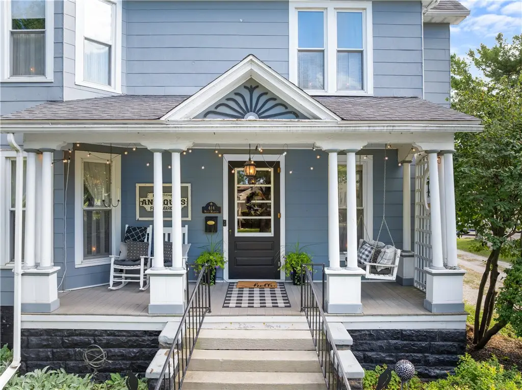 414 W Madison Street, Paris, IL 61944 - Image #1