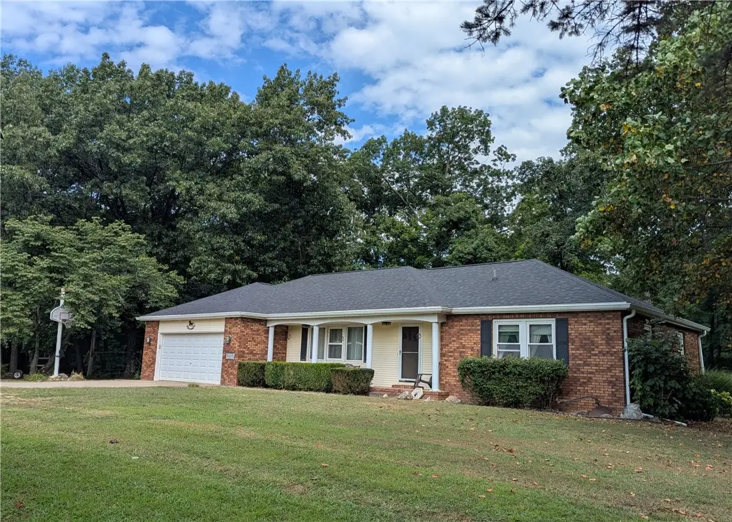 17739 E County Road 380n, Charleston, IL 61920 - Image #1