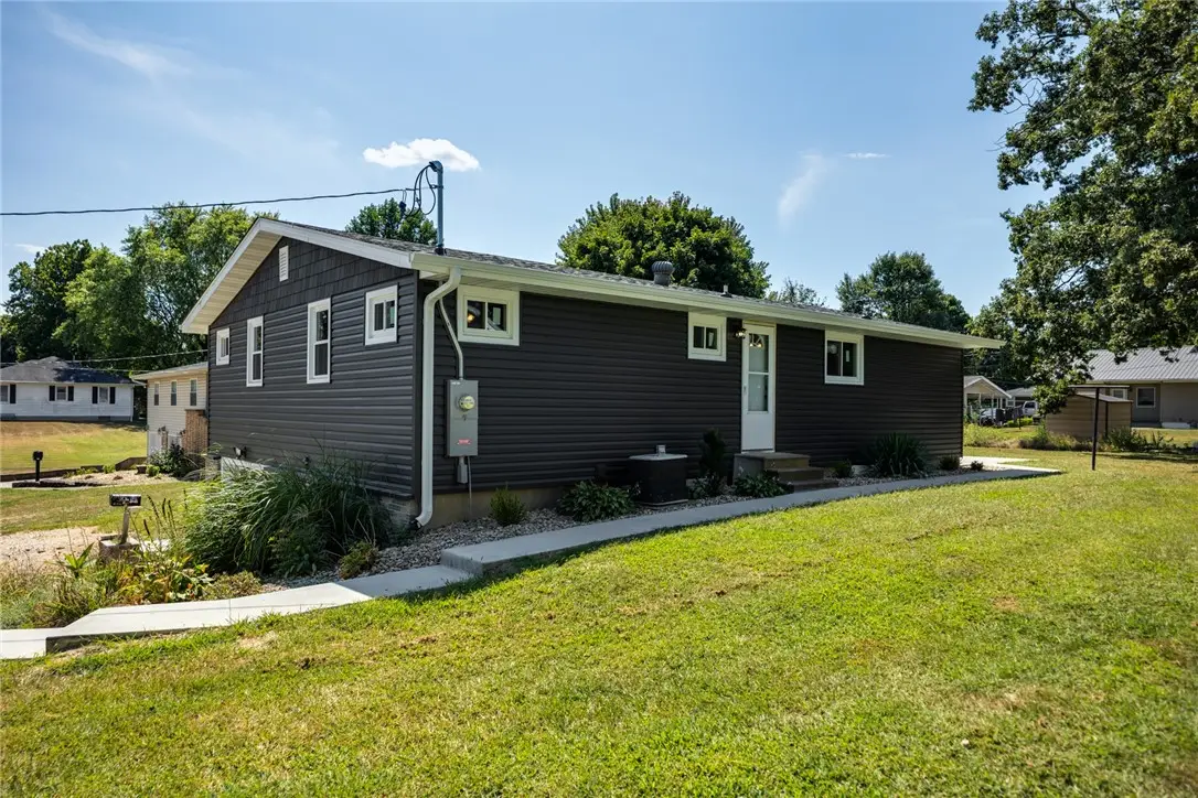 907 Ealy Street, Effingham, IL 62401 - Image #1