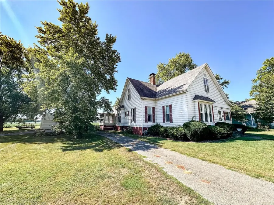 509 E Jefferson Street, Kansas, IL 61933 - Image #2