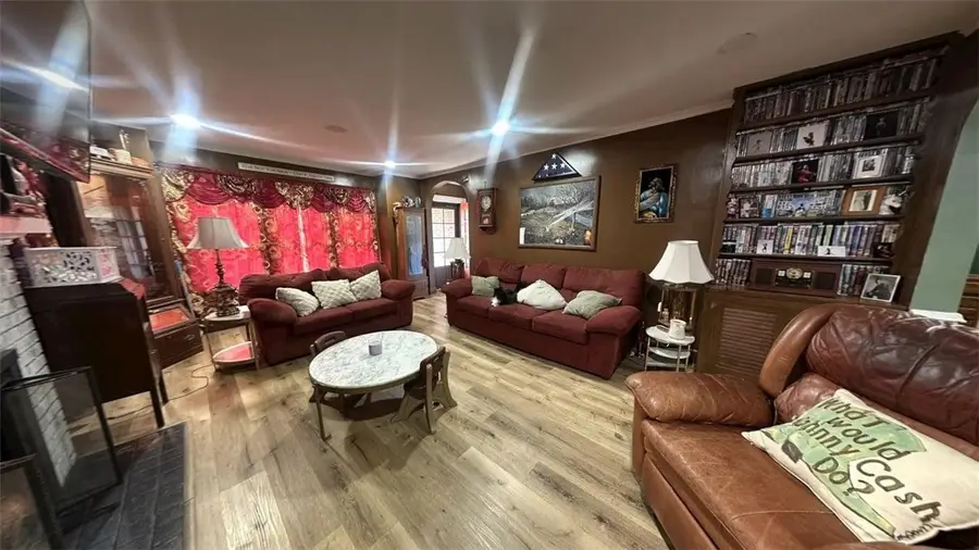 203 Winter Avenue, Danville, IL 61832 - Image #2