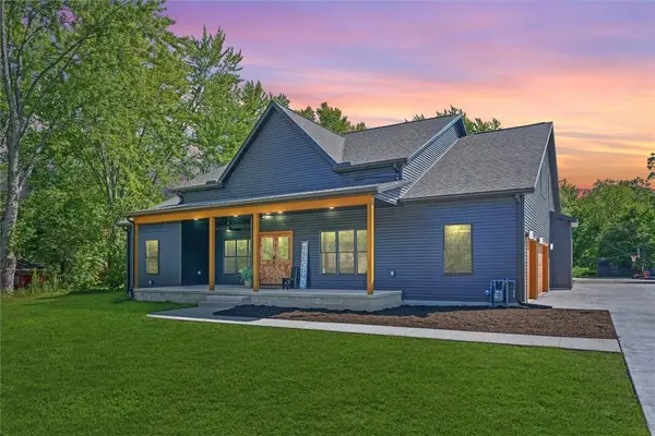 27007 Shake Rag Road, Danville, IL 61834