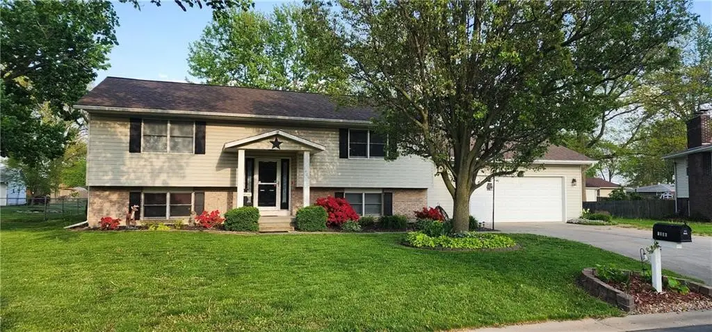 1006 N Koester Drive, Effingham, IL 62401 - Image #1