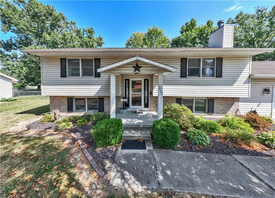 1006 N Koester Drive, Effingham, IL 62401 - Image #3