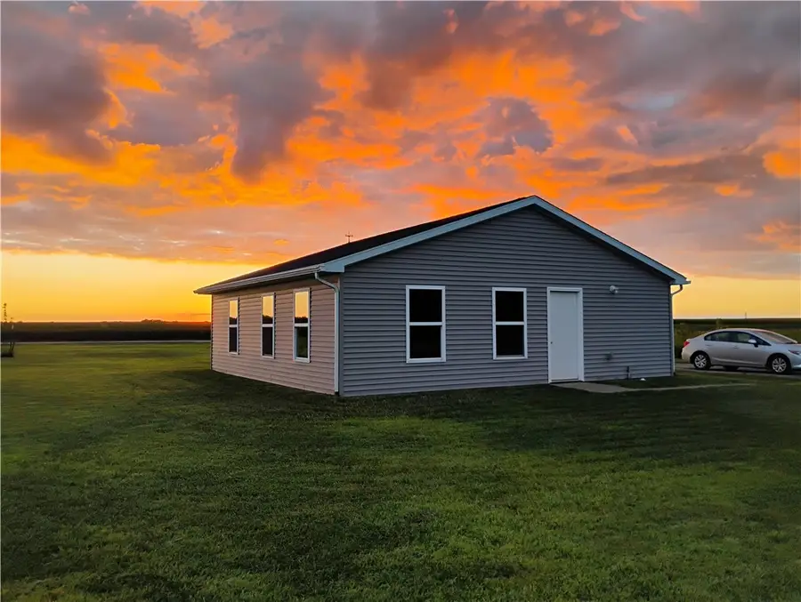 1462 N 3300 East Road, Windsor, IL 61957 - Image #3