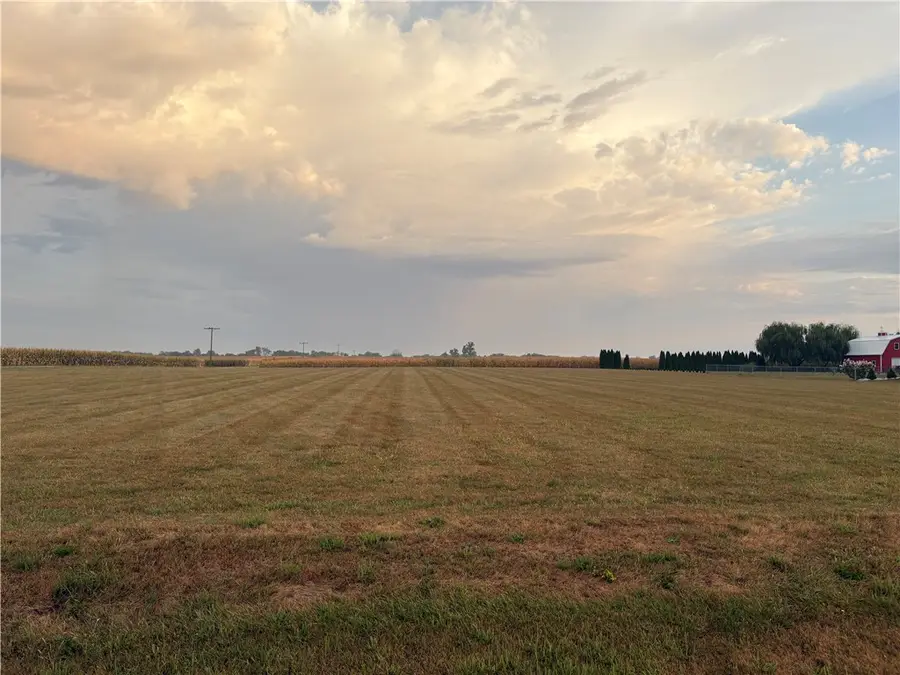 W Elm Street, Argenta, IL 62501 - Image #2