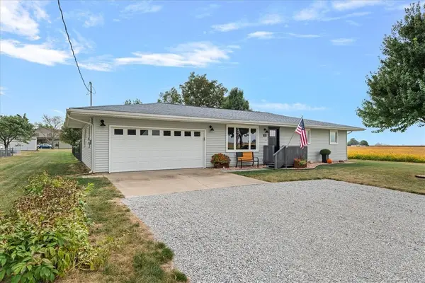 502 W North 3rd Street, Findlay, IL 62534