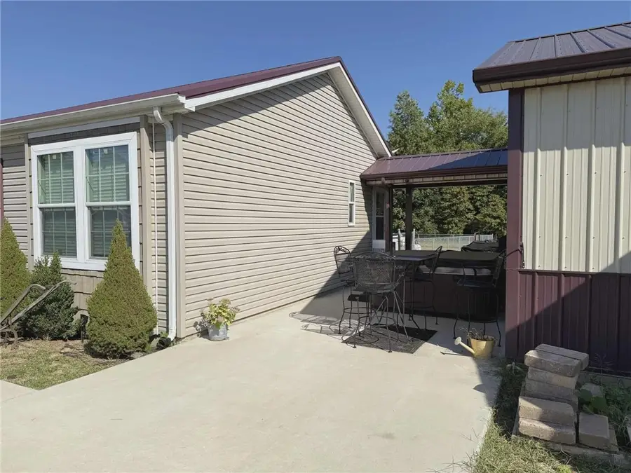 16166 Indian Boundary Street, Chrisman, IL 61924 - Image #3