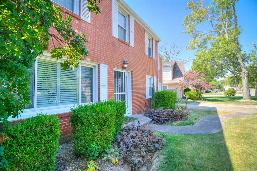 2145 W Main Street, Decatur, IL 62522 - Image #3