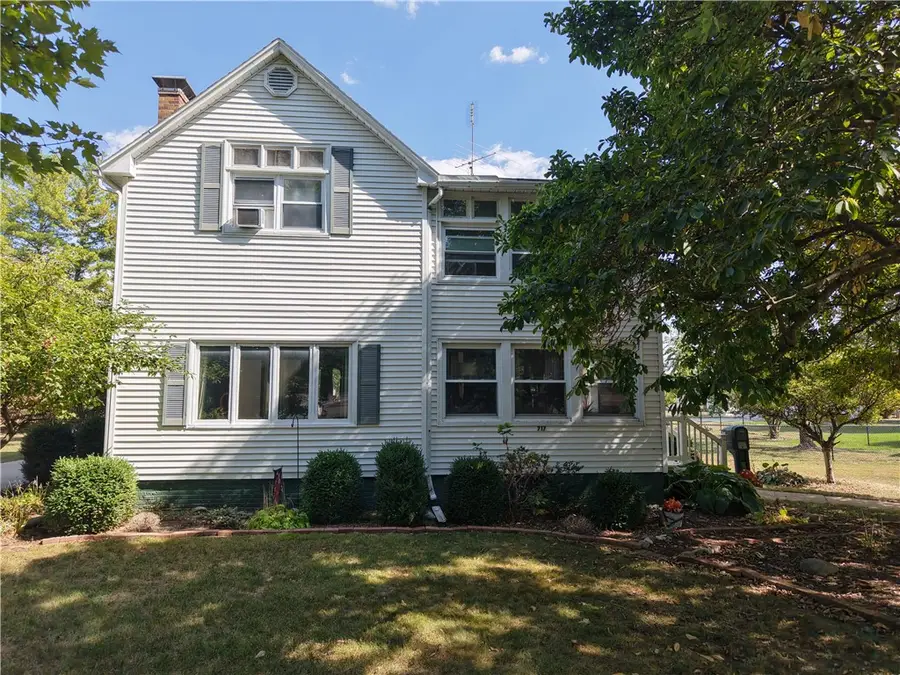 717 N Broadway Street, Shelbyville, IL 62565 - Image #2