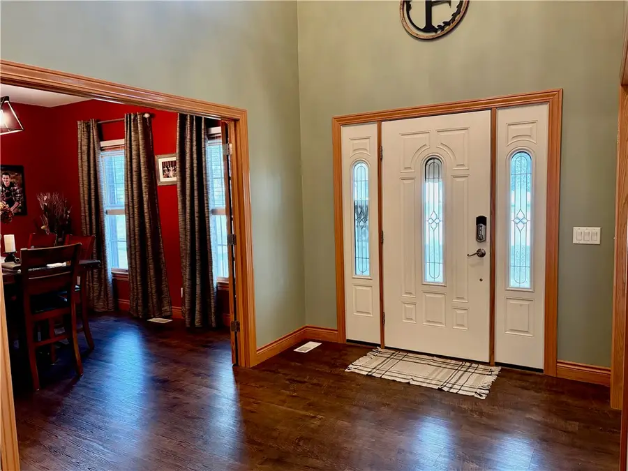 15775 Cobblestone Court, Effingham, IL 62401 - Image #3