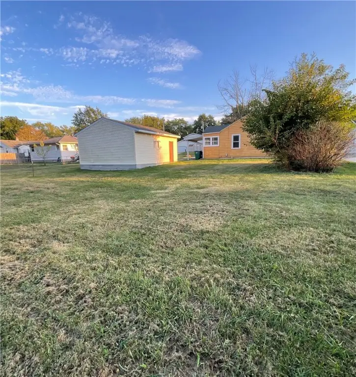 1720 W Ravina Park Road, Decatur, IL 62526 - Image #2