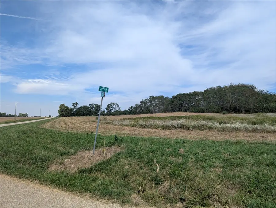 2102 Whetstone Road, Charleston, IL 61920 - Image #2