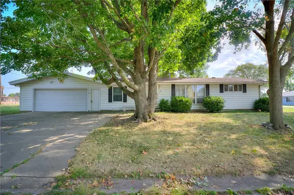 116 N Moore Street, Illiopolis, IL 62539