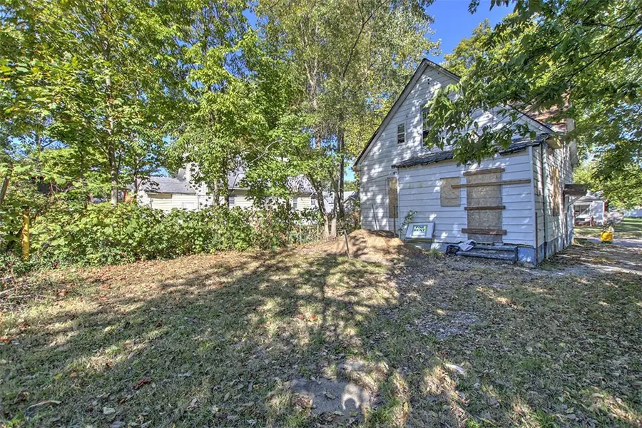 1065 W Green Street, Decatur, IL 62522 - Image #3