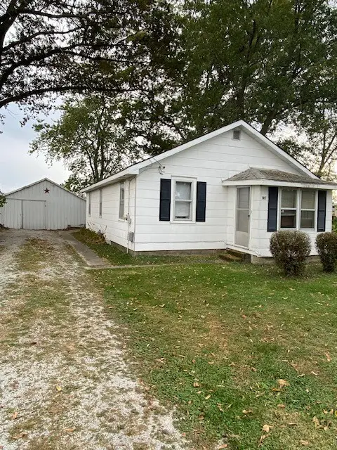 105 Kagay Avenue, Effingham, IL 62401