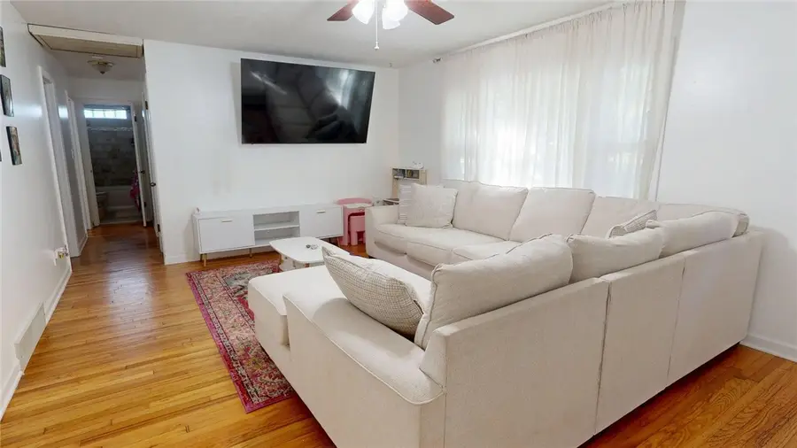 880 W Frank Drive, Decatur, IL 62526 - Image #2