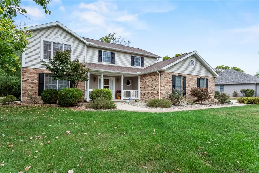 634 Fox Lake Drive, Charleston, IL 61920 - Image #3