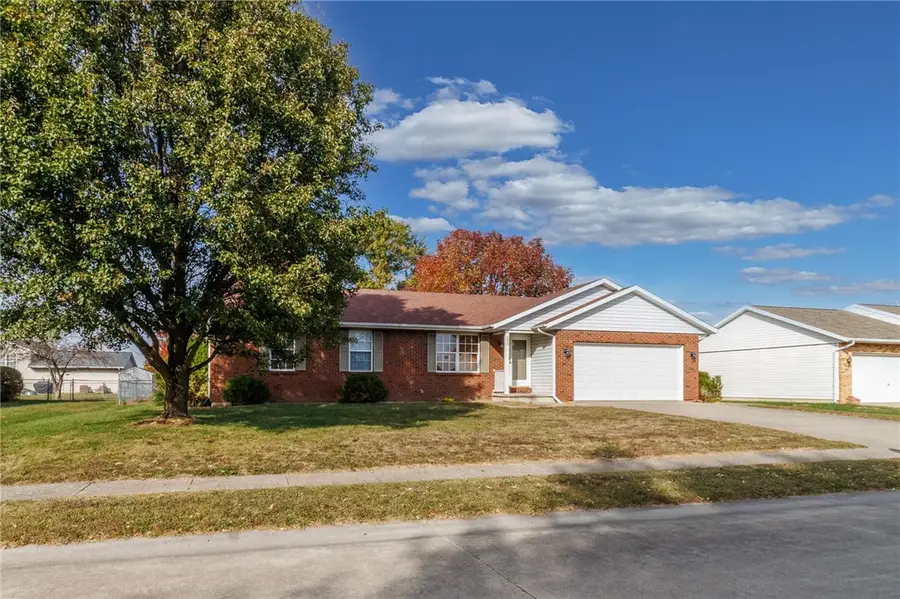 808 Shiloh Avenue, Effingham, IL 62401 - Image #2