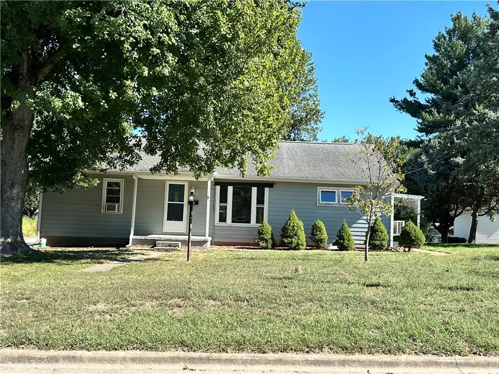 218 Pine Street, Pana, IL 62557 - Image #1