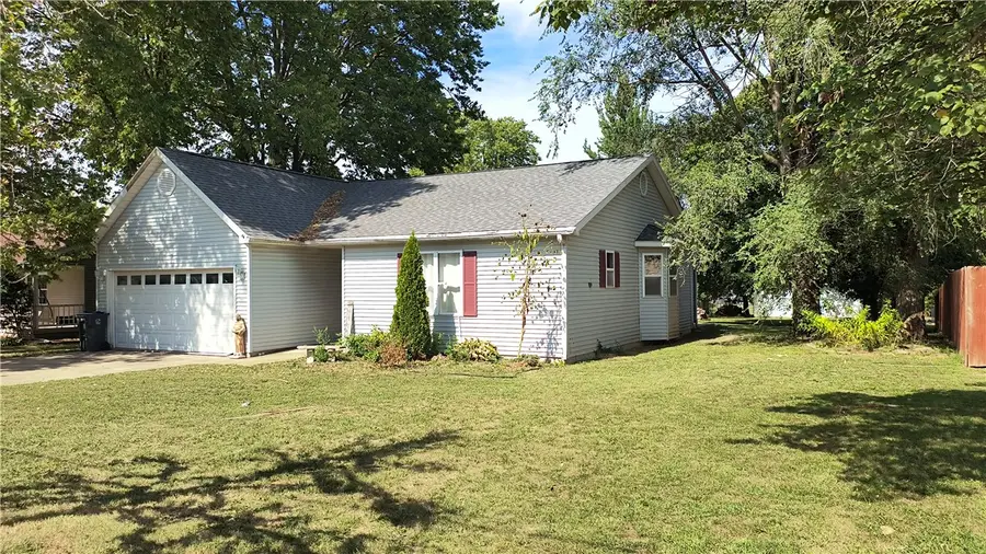 524 Elm Street, Mount Zion, IL 62549 - Image #2