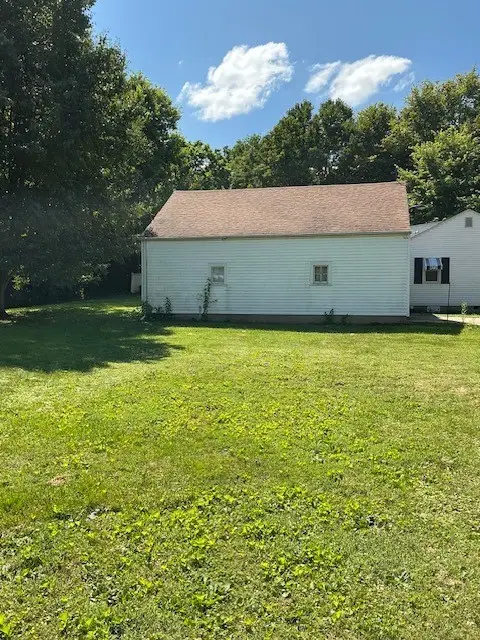 605 E North Street, Kansas, IL 61933 - Image #3